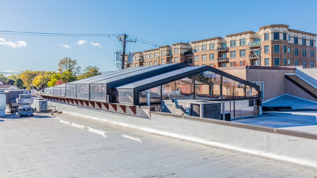 Happy Camper - Wrigleyville, Chicago, IL - 45' x 73'