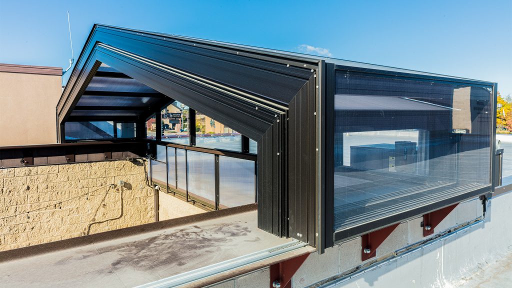 Happy Camper - Wrigleyville, Chicago, IL - 45' x 73'