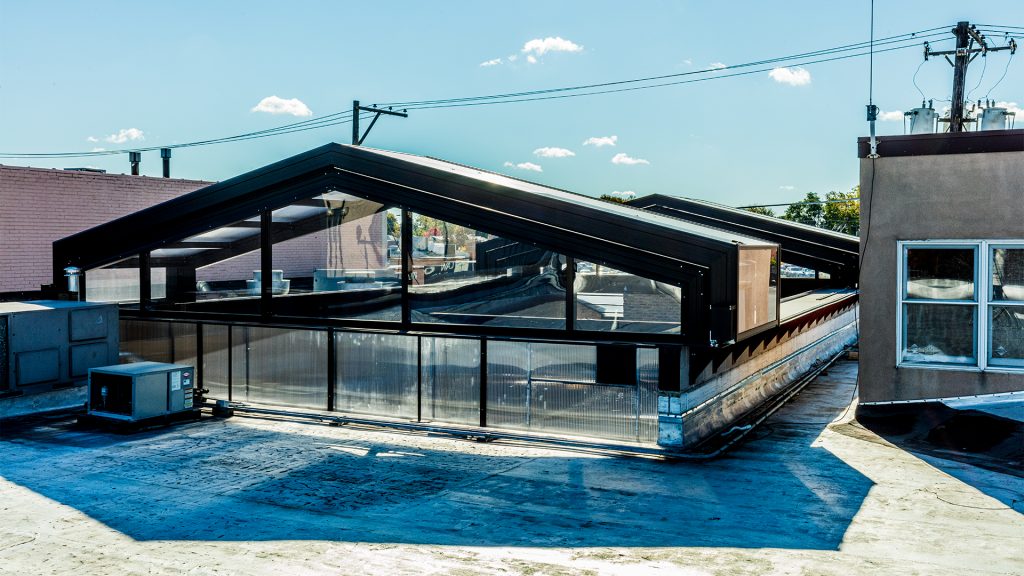 Happy Camper - Wrigleyville, Chicago, IL - 45' x 73'