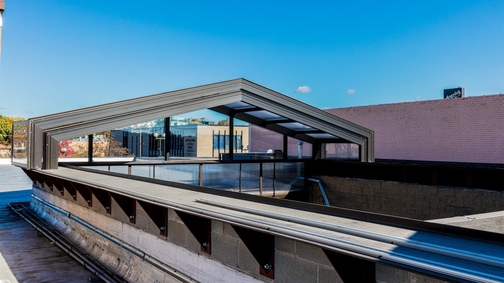 Happy Camper - Wrigleyville, Chicago, IL - 45' x 73'