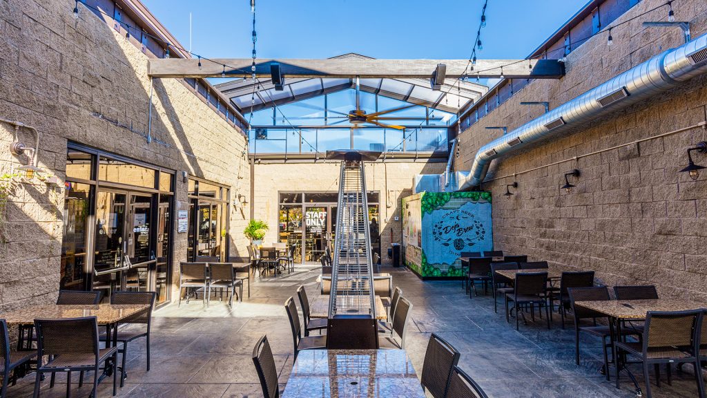 Happy Camper - Wrigleyville, Chicago, IL - 45' x 73'