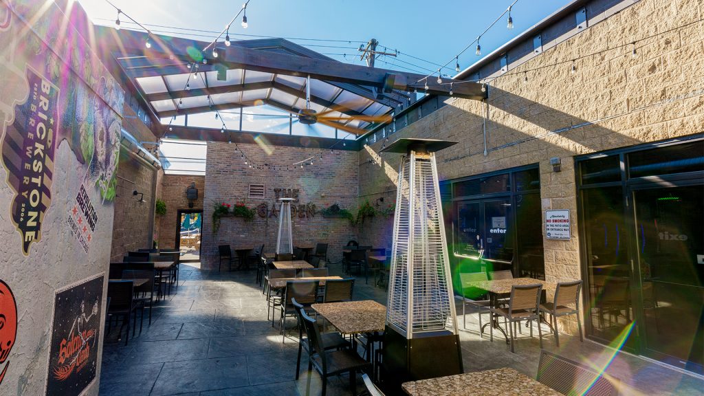 Happy Camper - Wrigleyville, Chicago, IL - 45' x 73'