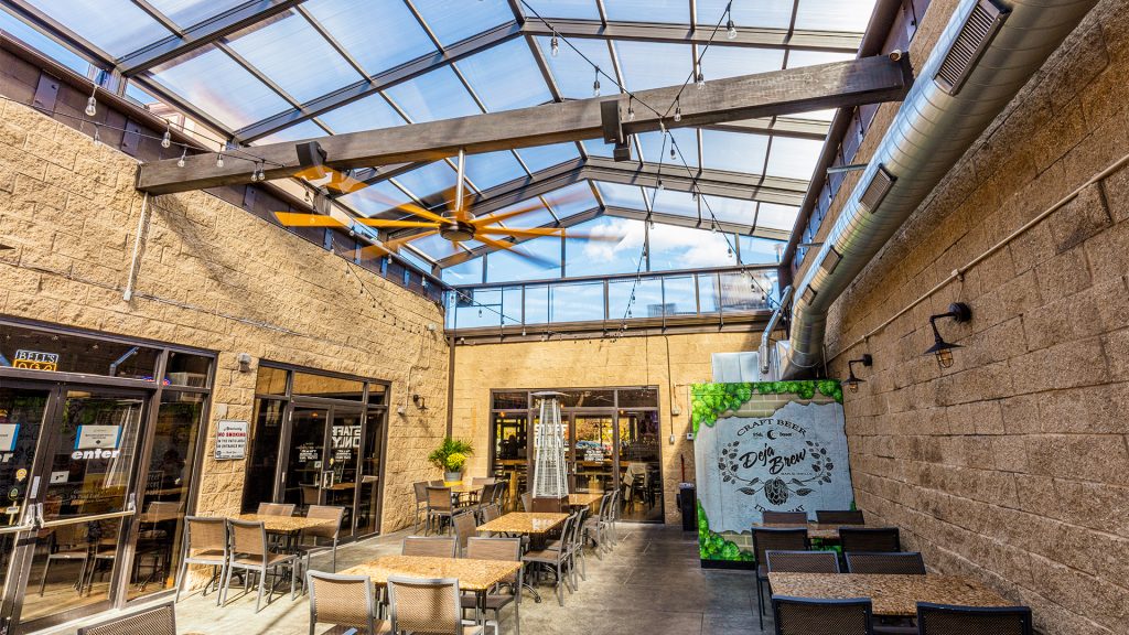 Happy Camper - Wrigleyville, Chicago, IL - 45' x 73'