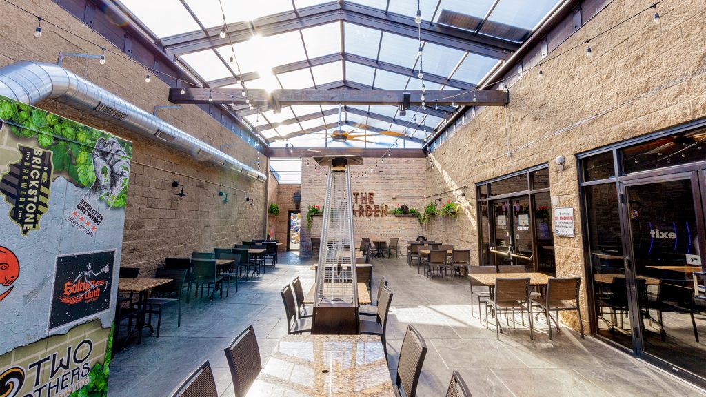 Happy Camper - Wrigleyville, Chicago, IL - 45' x 73'