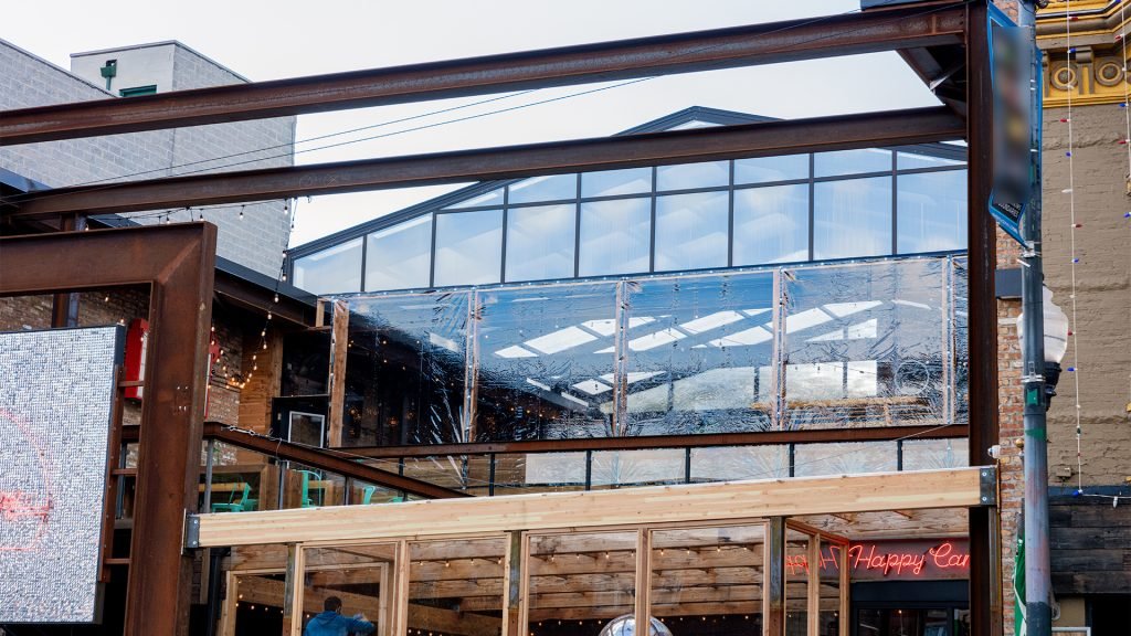 Deja Brew Bar & Grill, Oak Lawn, IL - 26' x 50'