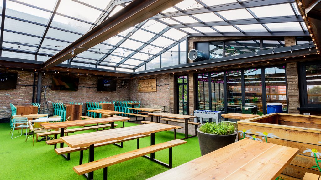 Deja Brew Bar & Grill, Oak Lawn, IL - 26' x 50'