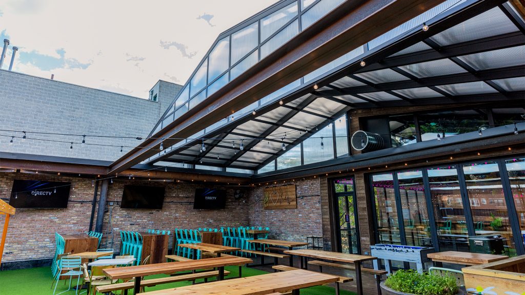 Deja Brew Bar & Grill, Oak Lawn, IL - 26' x 50'