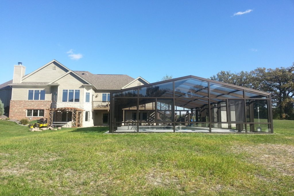 Lansing, IL - 28' x 50'