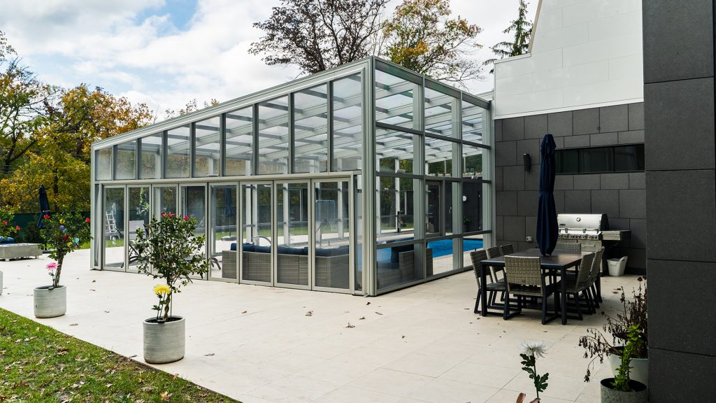 Northbrook, IL - 33' x 61'