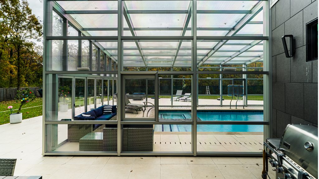 Northbrook, IL - 33' x 61'