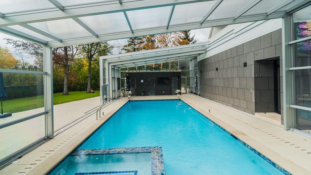 Northbrook, IL - 33' x 61'